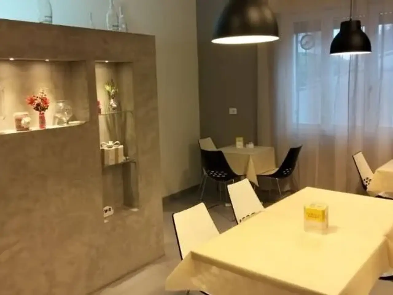 Bar in , Gallarate, {3} - Foto 1
