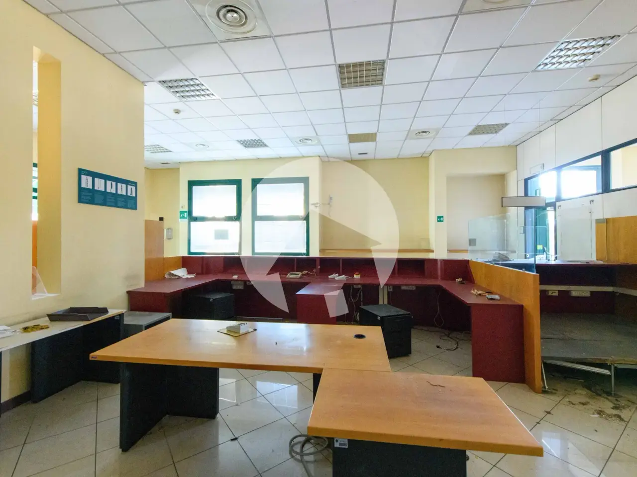 Locale commerciale in Via Matteotti 5/a, San Polo D'Enza, {3} - Foto 2