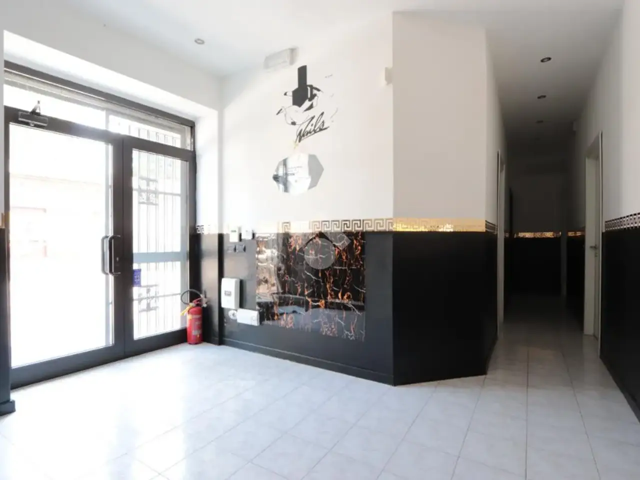 Negozio in Via Mazzini 142, Alessandria, {3} - Foto 1