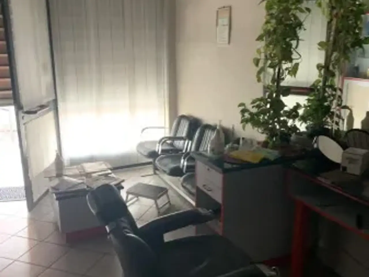 Negozio in Via Giovanni Raineri 10, Piacenza, {3} - Foto 1