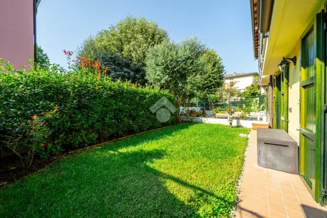 Terraced house in Via a. Grandi, Montecchio Emilia - Photo 1