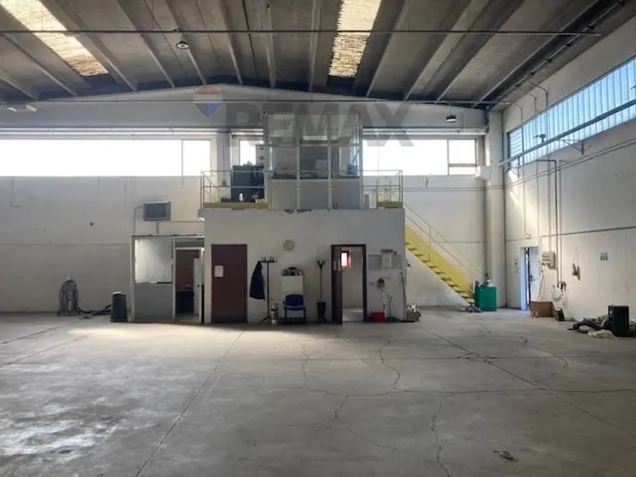 Capannone in Via delle Industrie 22, Basiano, {3} - Foto 1