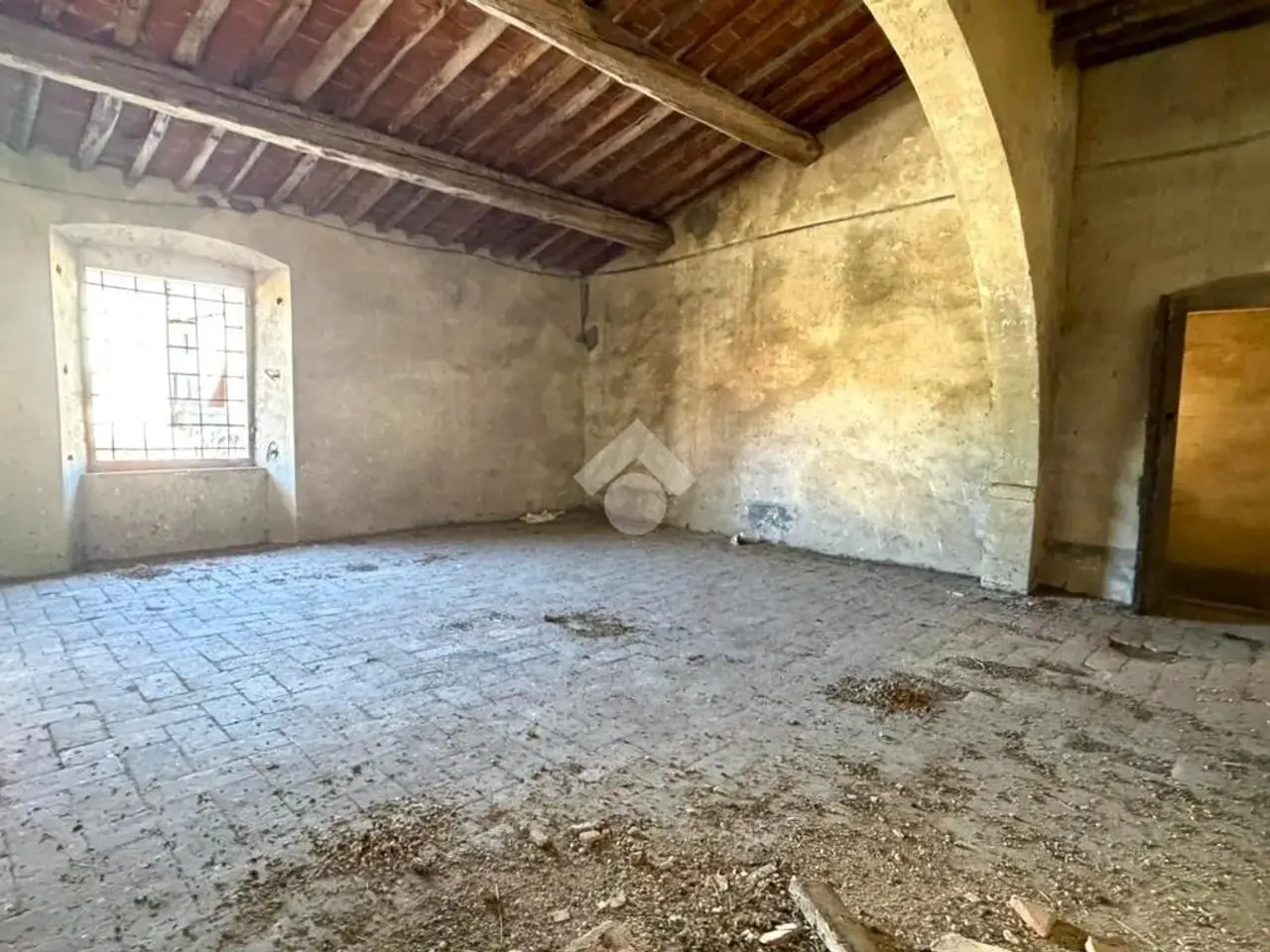 Magazzino in Via Tazzerina E Sardigna 6, Pistoia, {3} - Foto 2