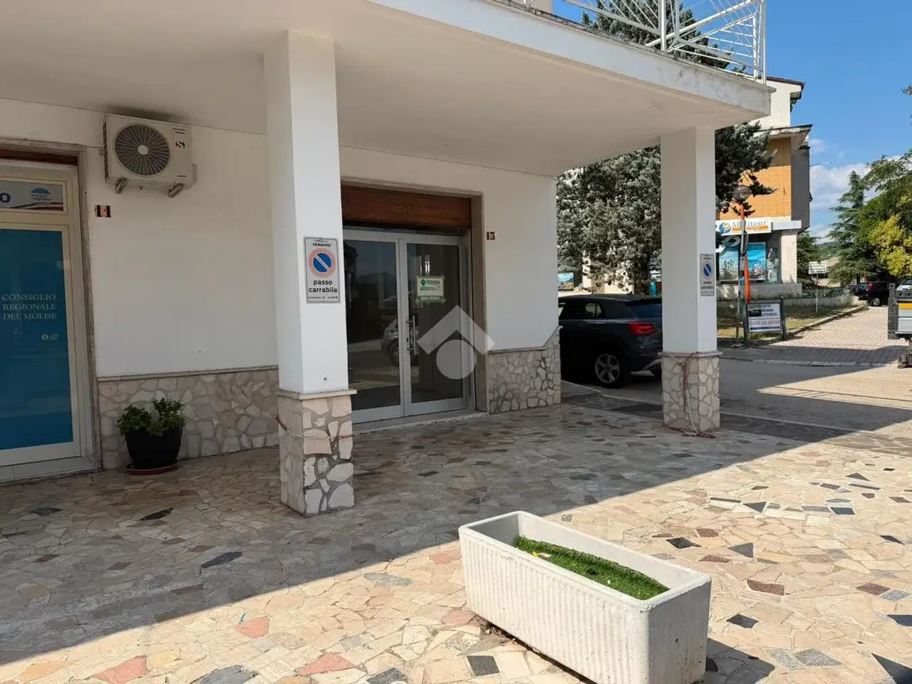 Negozio in Viale San Nicandro 13, Venafro, {3} - Foto 1