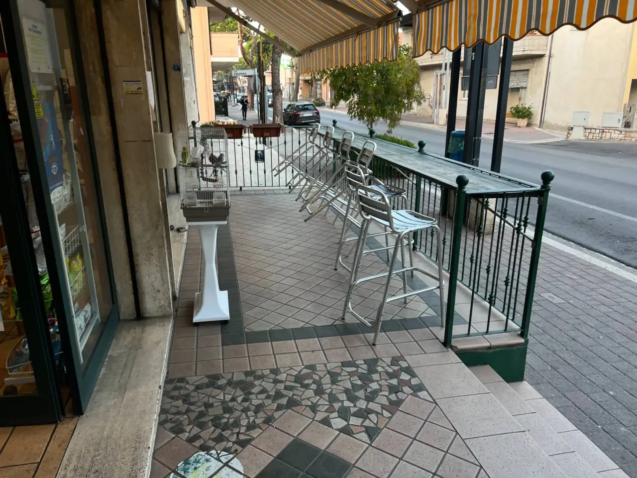 Esercizio commerciale in Via Roma 472/474, Martinsicuro, {3} - Foto 1
