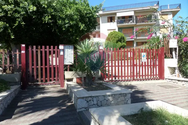 Bilocale in Via Lungomare 250, Sant'Alessio Siculo - Foto 1