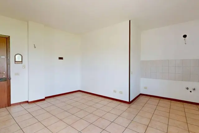 2-room flat in Via del Tuscolano 109, Bologna - Photo 1