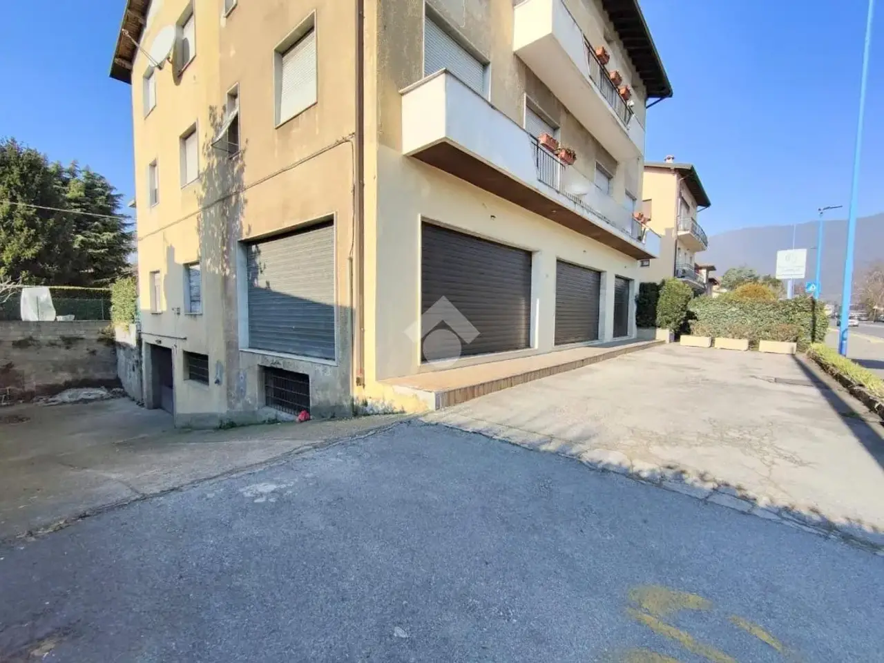Negozio in Via Conicchio 17, Brescia, {3} - Foto 1