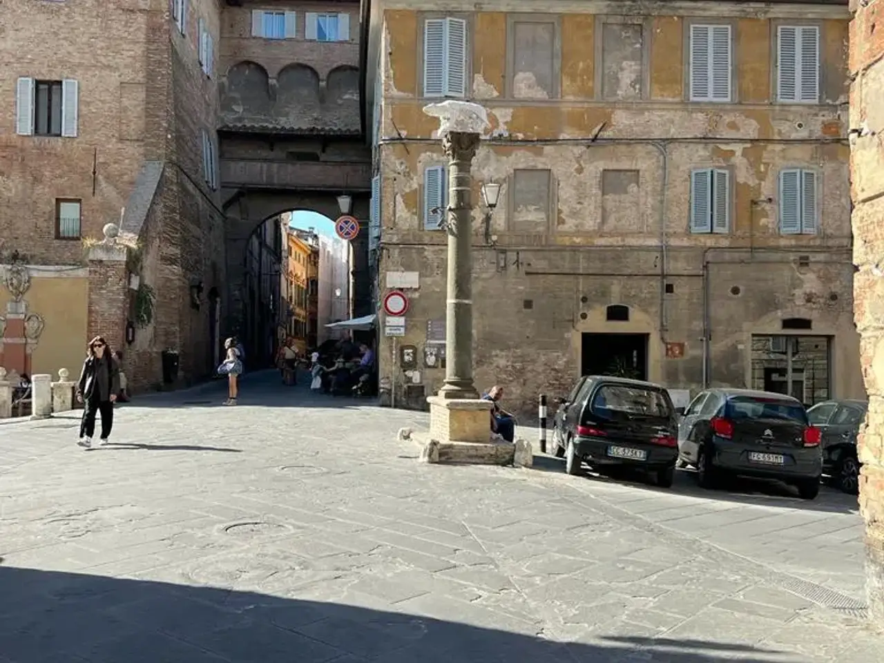 Negozio in , Siena, {3} - Foto 1
