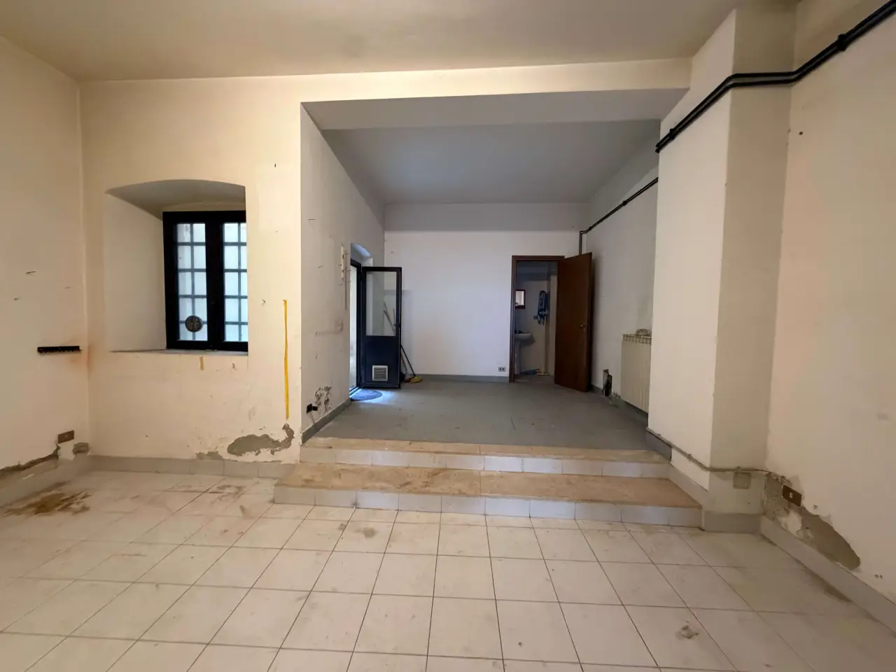 Magazzino in Via Gambini  25, Trieste, {3} - Foto 1