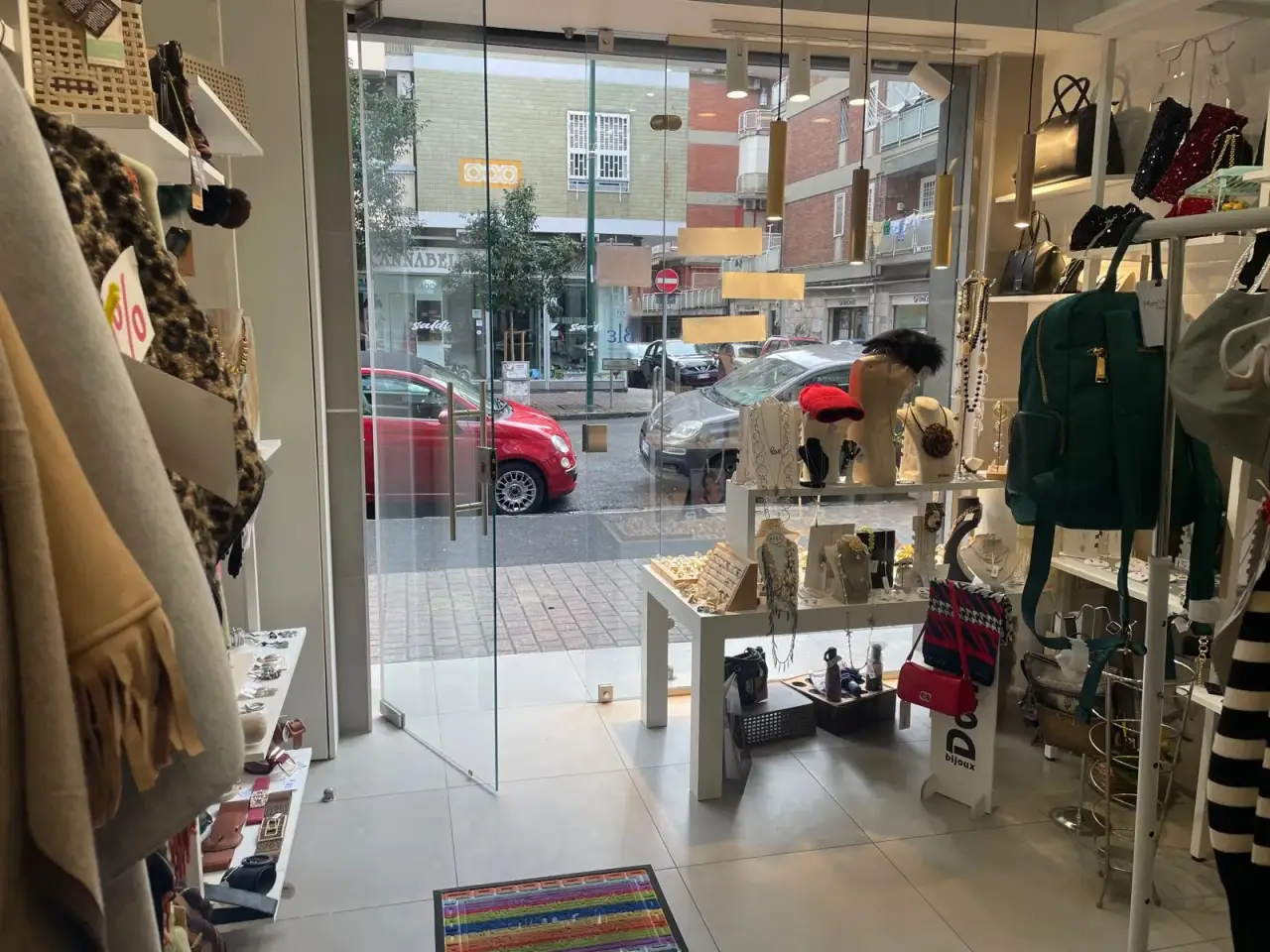 Negozio in Via dell'Epomeo, Napoli, {3} - Foto 2
