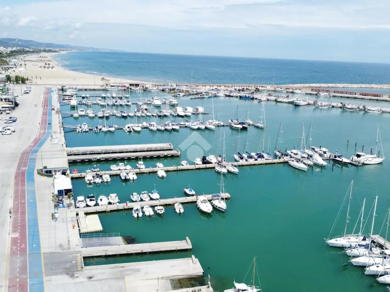 Negozio in Lungomare Spalato 11, Giulianova, {3} - Foto 2