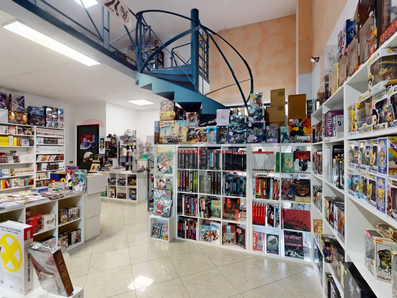 Negozio in Via Montebello 14, Busto Arsizio, {3} - Foto 1