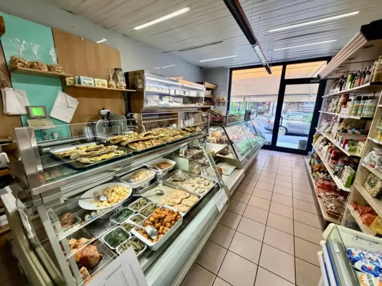 Alimentari in Via Francesco Durante, Piacenza, {3} - Foto 1