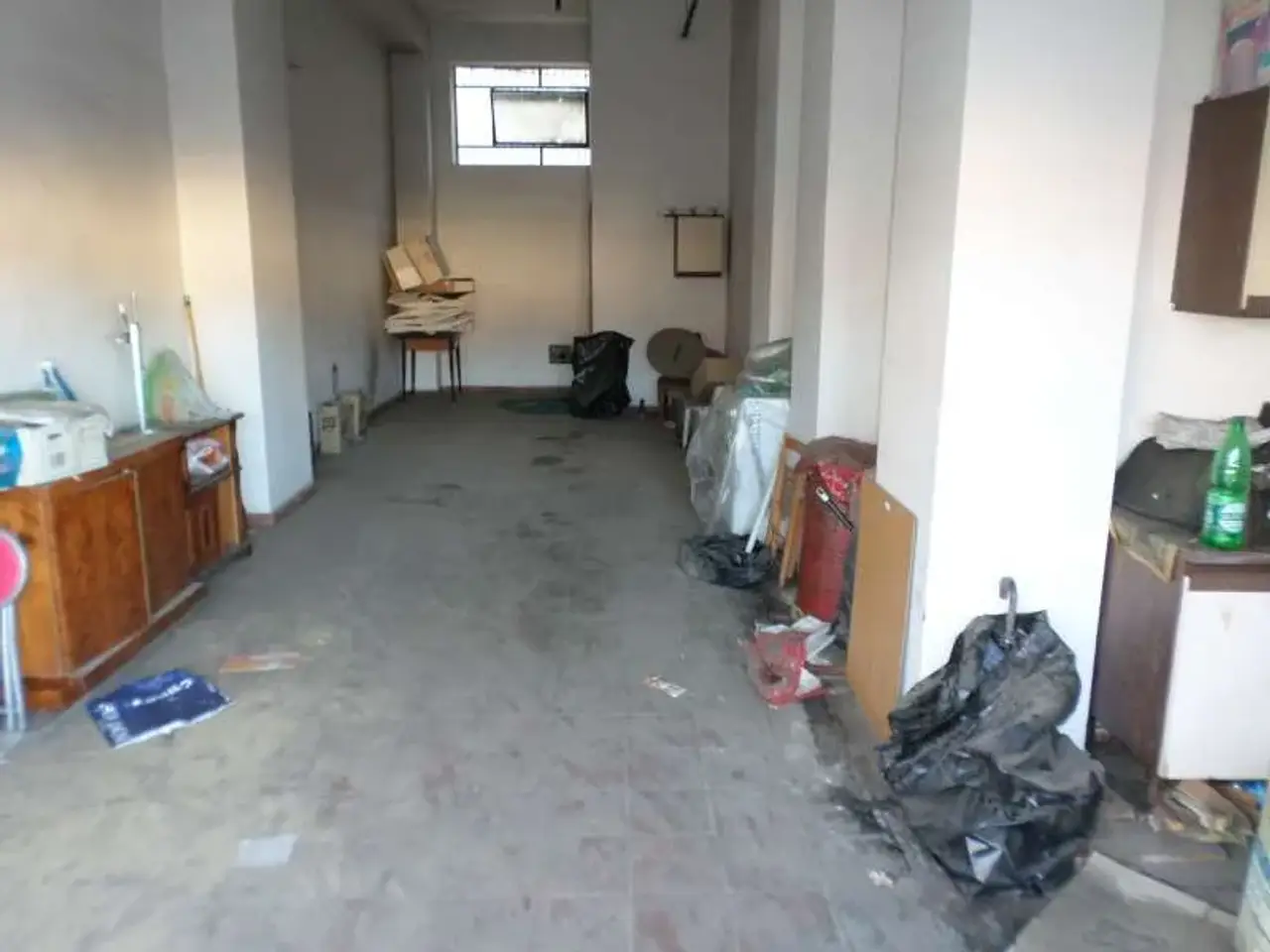 Negozio in Via degli Stadi (Traversa), 87100, Cosenza, Cosenza, {3} - Foto 2
