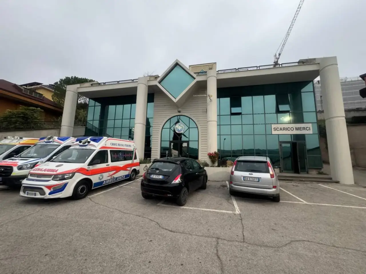 Magazzino in Viale Europa 39, Teramo, {3} - Foto 1