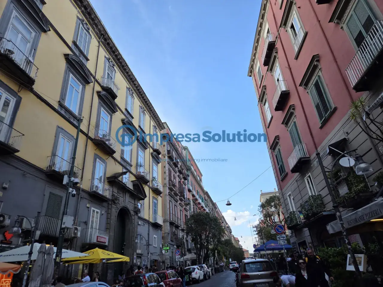 Negozio in Via San Sebastiano, Napoli, {3} - Foto 2