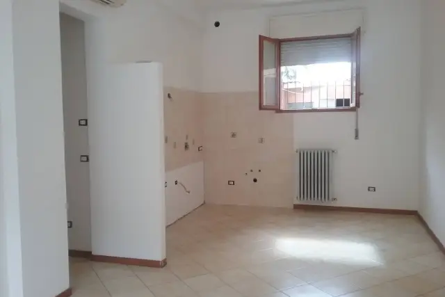 Dreizimmerwohnung in Via Ugo Masrati, Imola - Foto 1