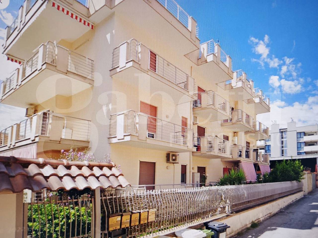 immagine annuncio 1 di 9