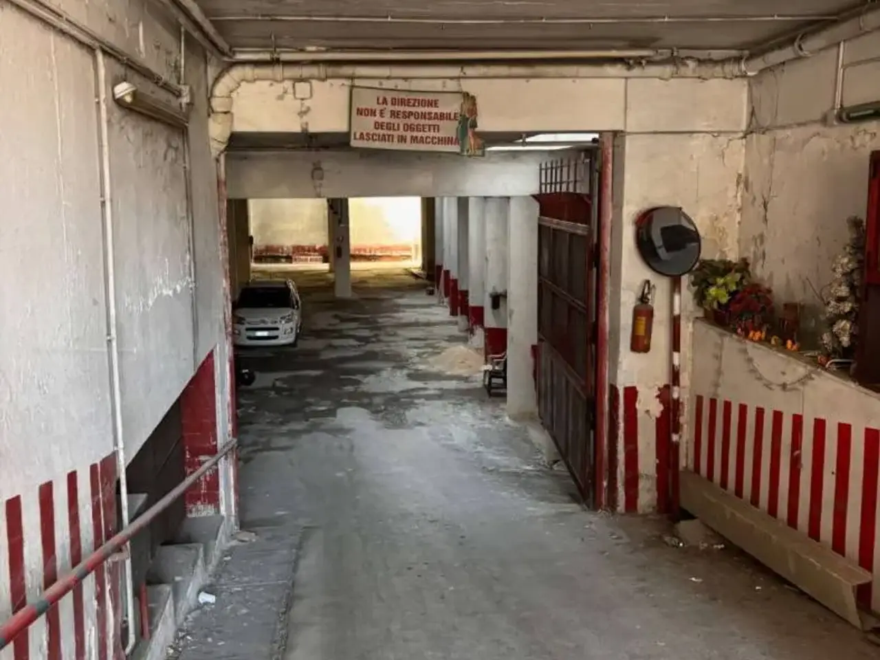 Negozio in Via Saviano, Arzano, {3} - Foto 1