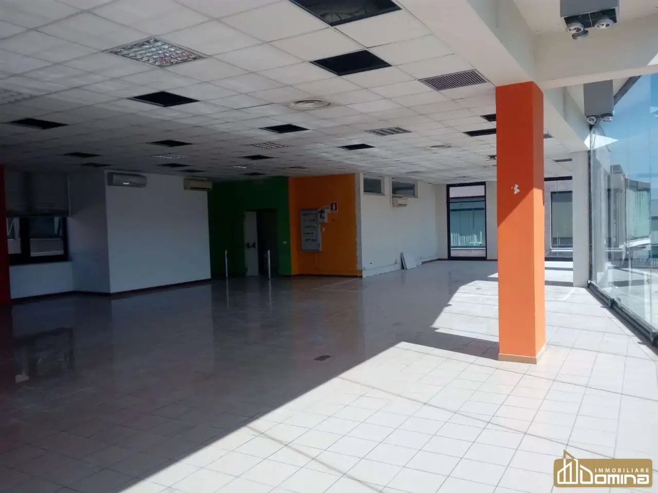 Negozio in , Ancona, {3} - Foto 2