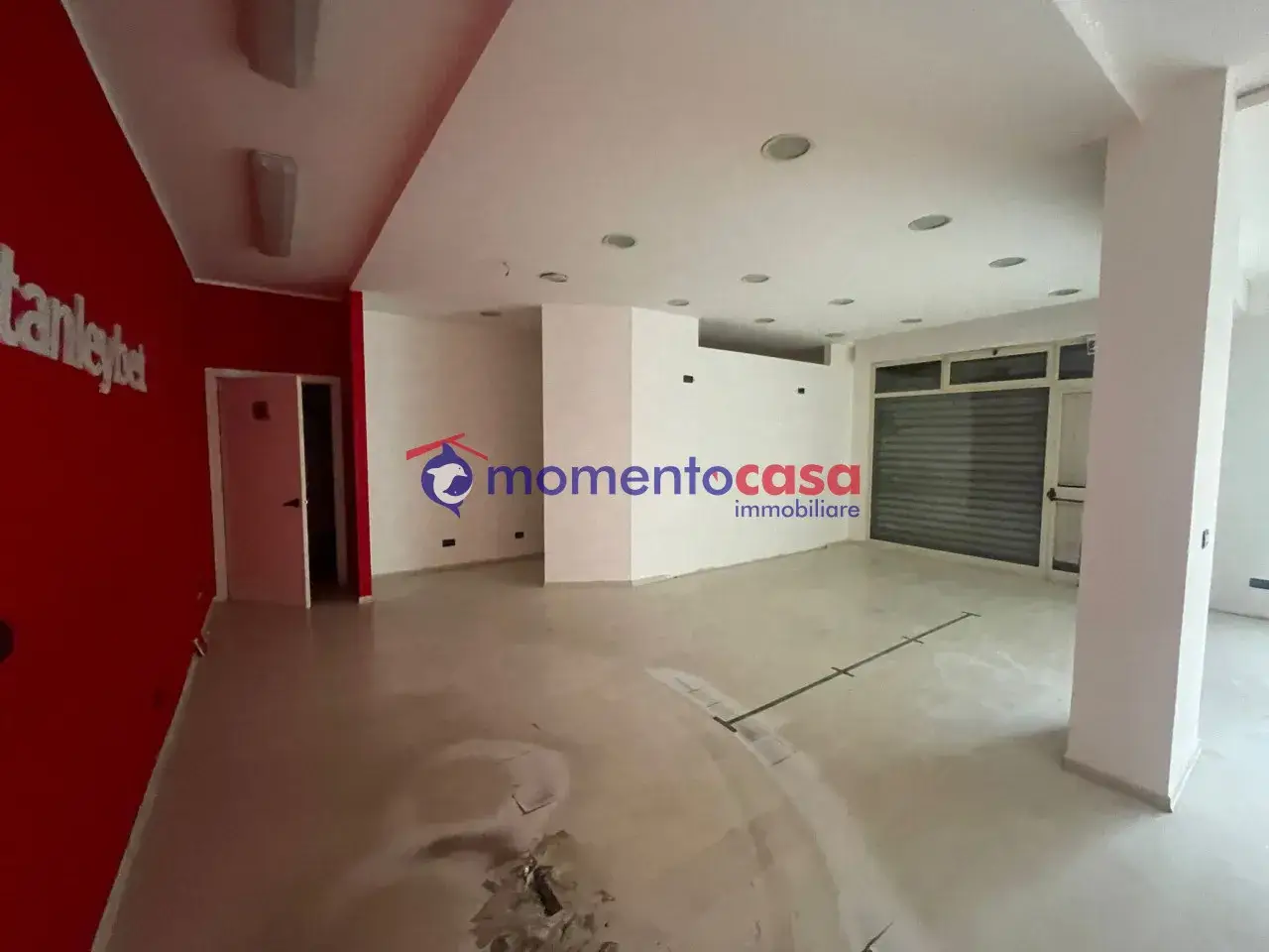 Negozio in Via Sbarre Inferiori, Reggio Calabria, {3} - Foto 2