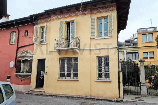 Einfamilienhaus in {3}, Via Giacomo Puccini - Foto 1