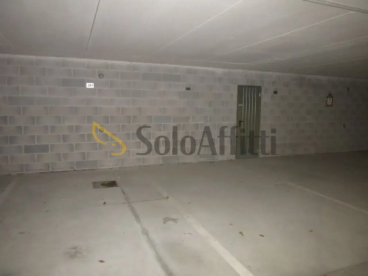 Parcheggio chiuso in Strada dei Decoratori 10, Sesto Fiorentino, {3} - Foto 1