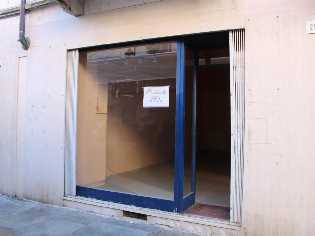 Negozio in Via Gioberti, Vercelli, {3} - Foto 1
