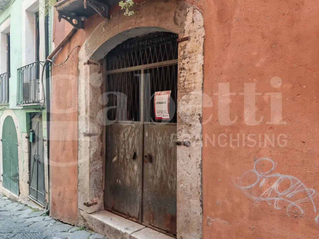 Magazzino in Via Plebiscito 22, Venafro, {3} - Foto 1
