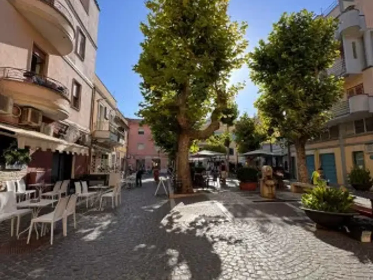 Negozio in Piazza del Mercato 19, Nettuno, {3} - Foto 2