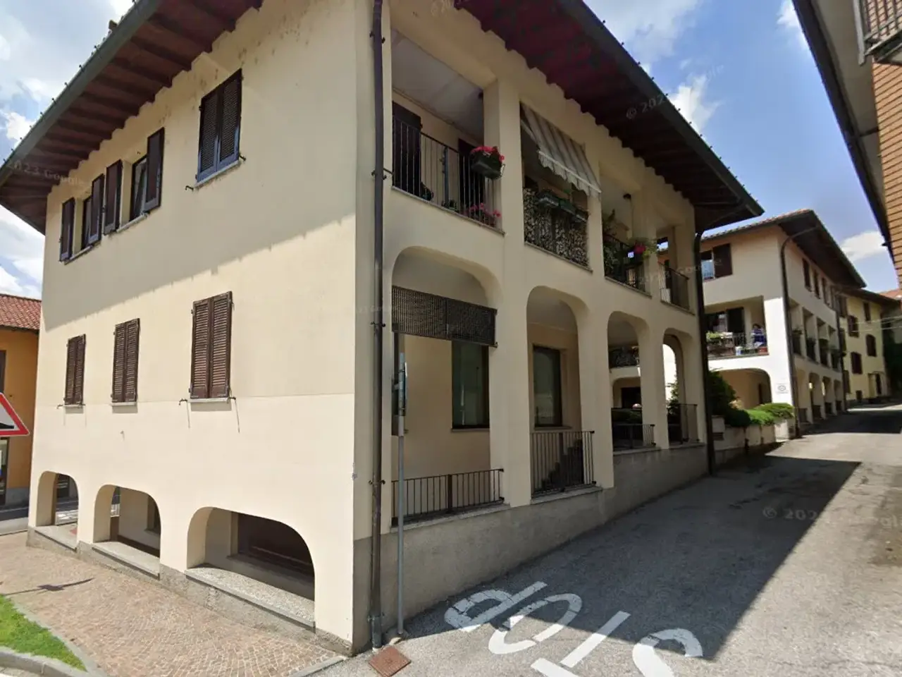 Ufficio in Contrada La Torre 1, Casnate Con Bernate, {3} - Foto 1