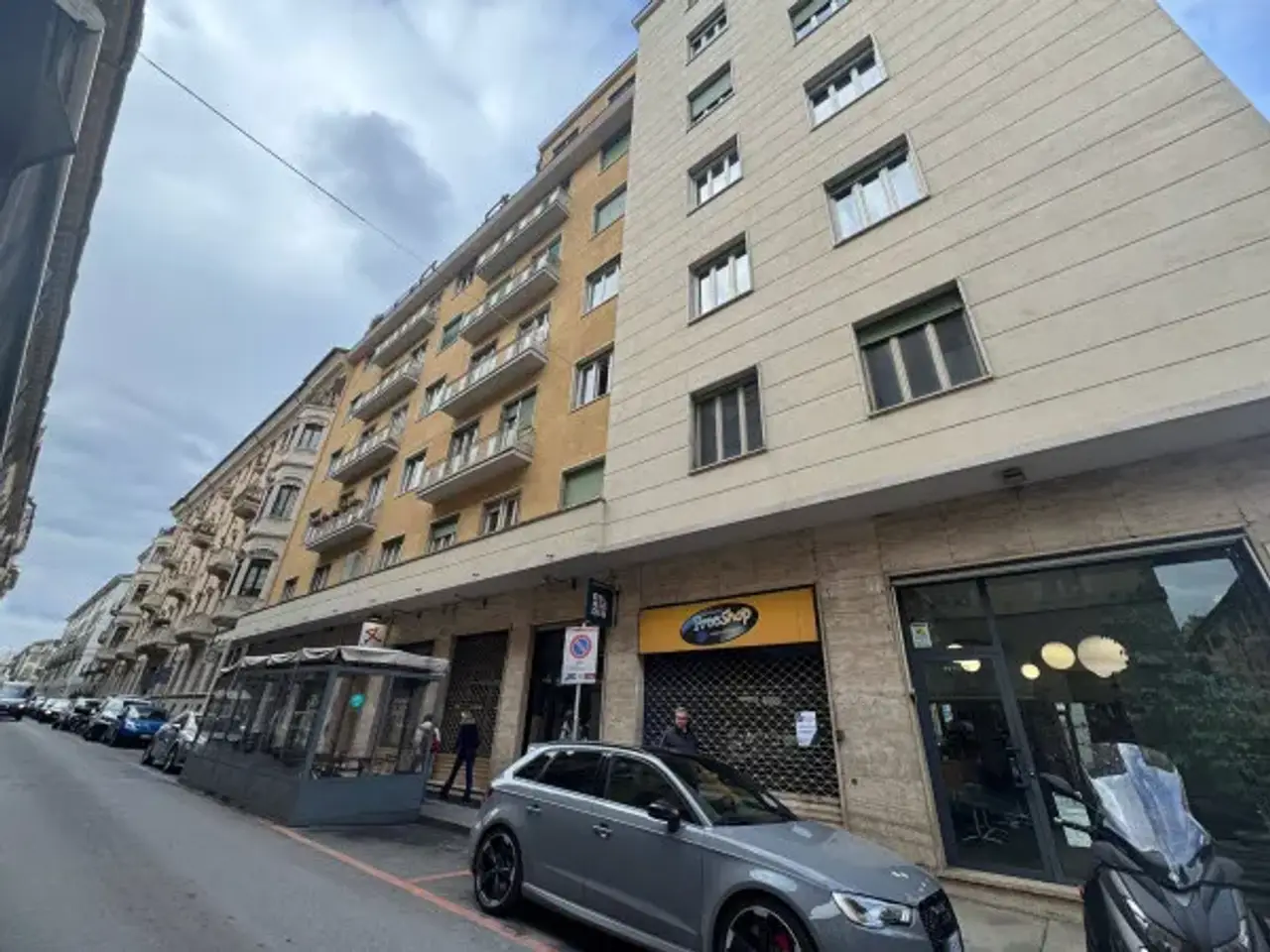Negozio in Via Maria Vittoria 37, Torino, {3} - Foto 2