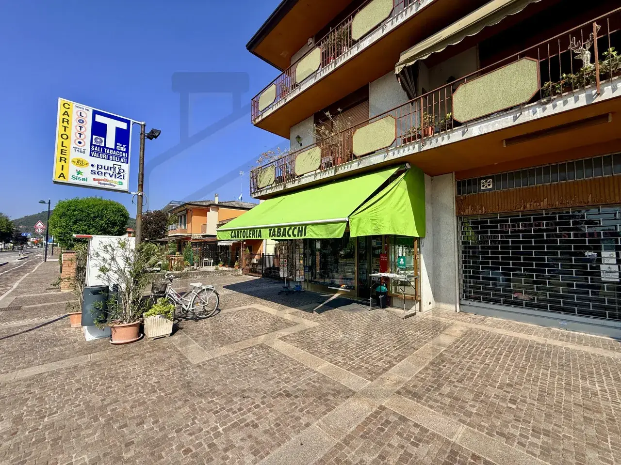 Libreria in Via Monteortone, Abano Terme, {3} - Foto 1