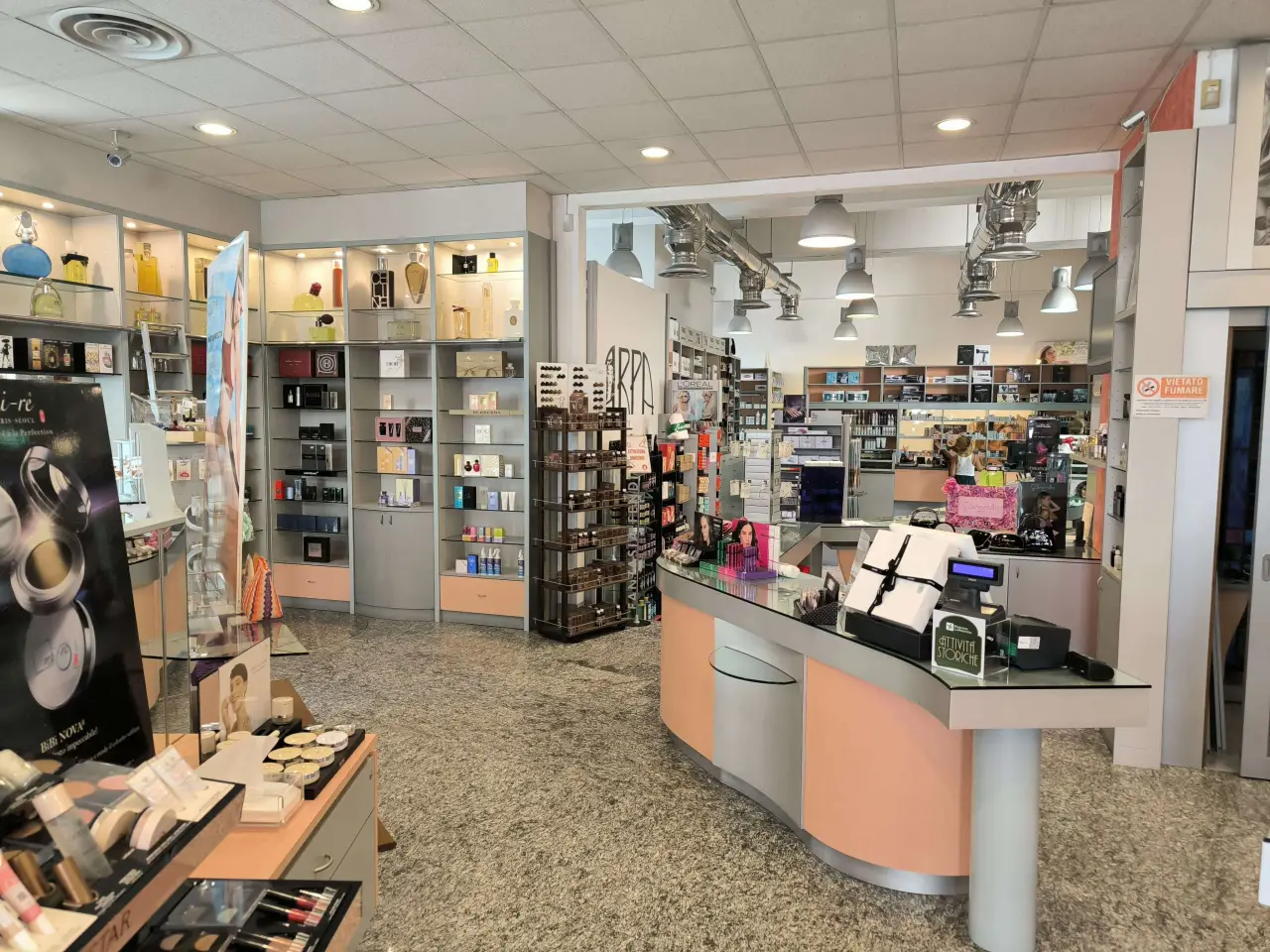 Negozio in Corso Europa, Busto Arsizio, {3} - Foto 2
