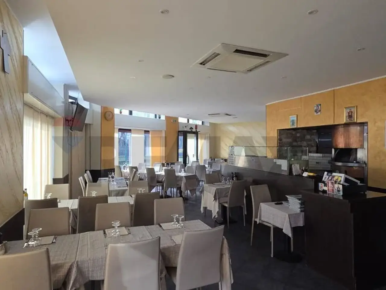 Negozio in Via Buonarroti 14, Cologno Monzese, {3} - Foto 1