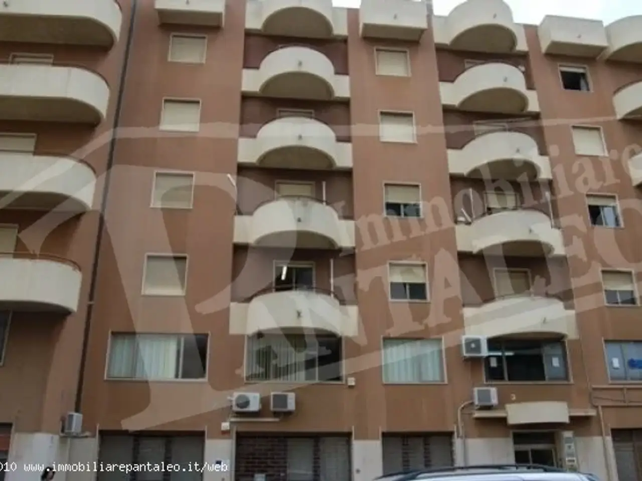 Esercizio commerciale in 
Via Verdi									, 
Marsala									, Marsala, {3} - Foto 1