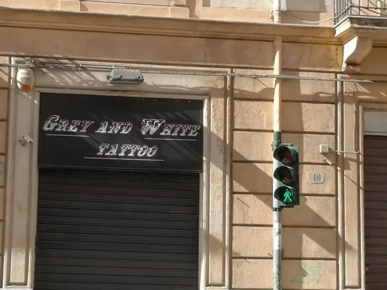 Negozio in Via Brunetto Latini 38, Palermo, {3} - Foto 1