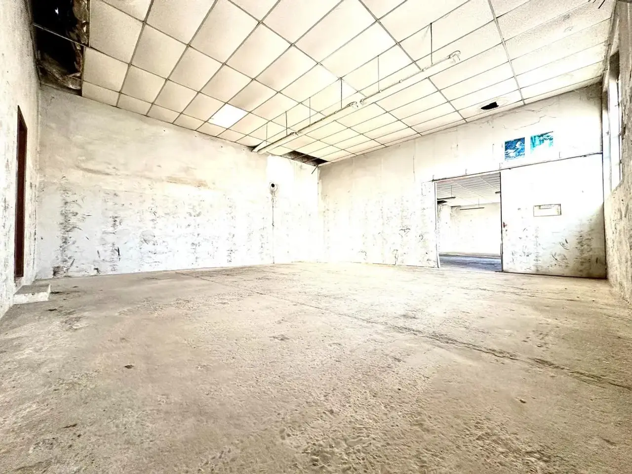 Magazzino in Via Pernigotti, Tortona, {3} - Foto 2