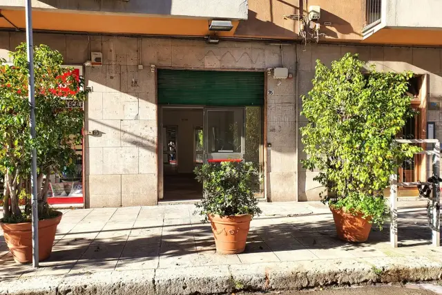 Geschäft in Via Leopardi 76, Palermo - Foto 1