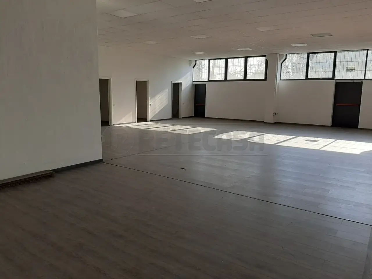 Palazzina commerciale in Via della Meccanica, Vicenza, {3} - Foto 1