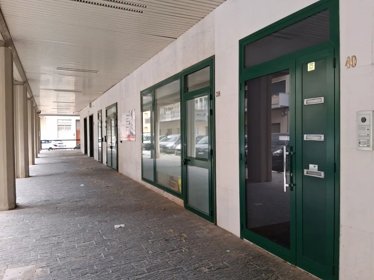 Ufficio in Via Fratelli Cairoli 40, Ragusa, {3} - Foto 1