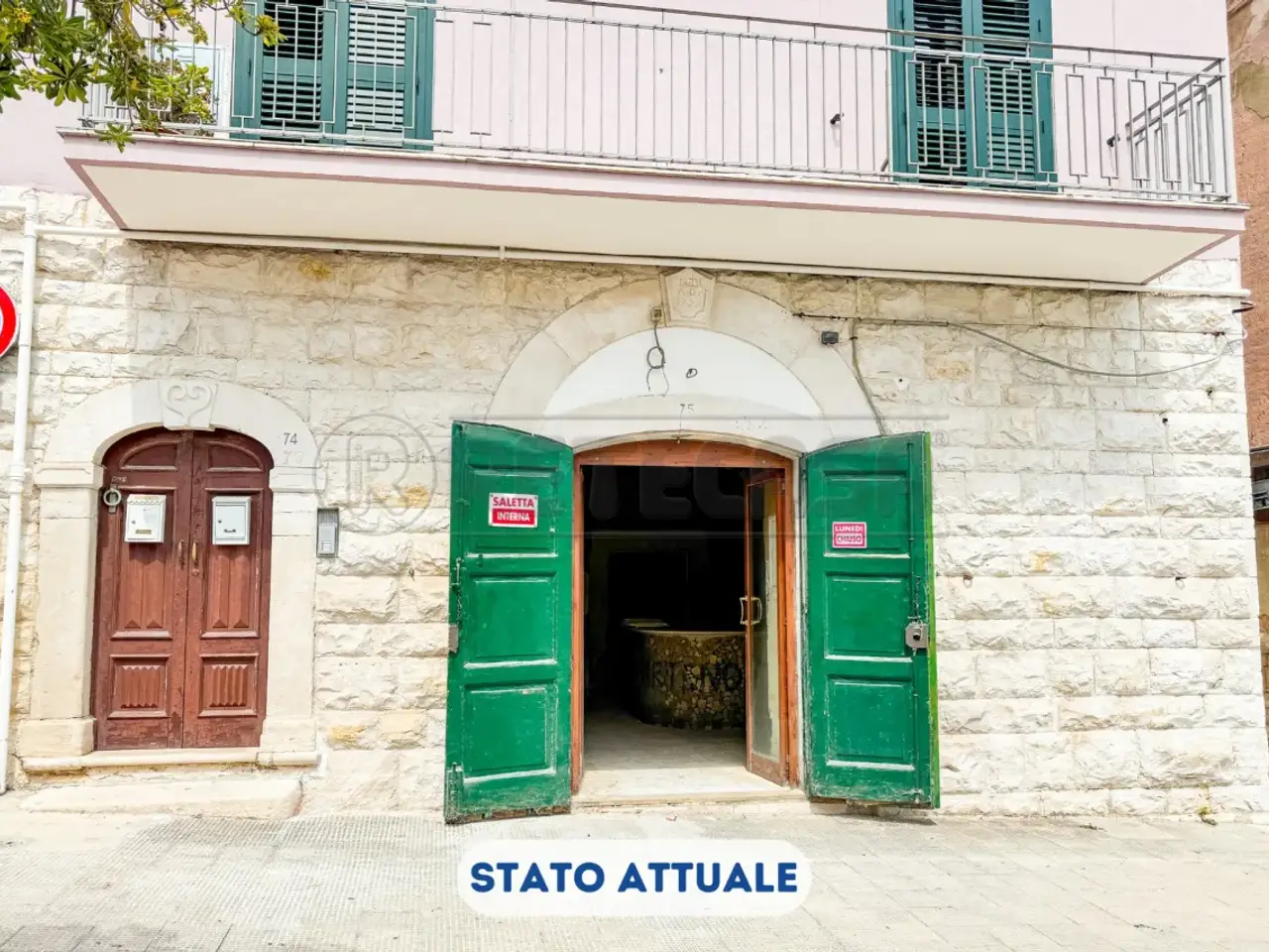 Palazzina commerciale in Piazza Vittorio Emanuele 75, Bisceglie, {3} - Foto 2