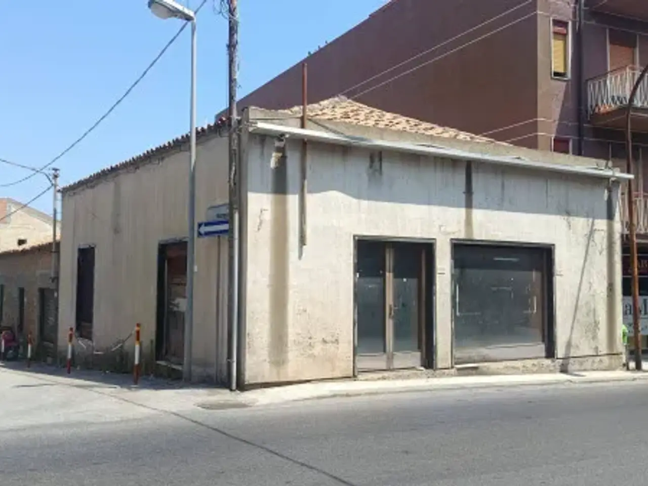 Negozio in Via Nazionale 101, Villafranca Tirrena, {3} - Foto 1