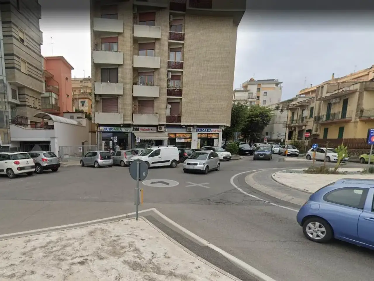 Negozio in Piazza IX Settembre, Nettuno, {3} - Foto 1