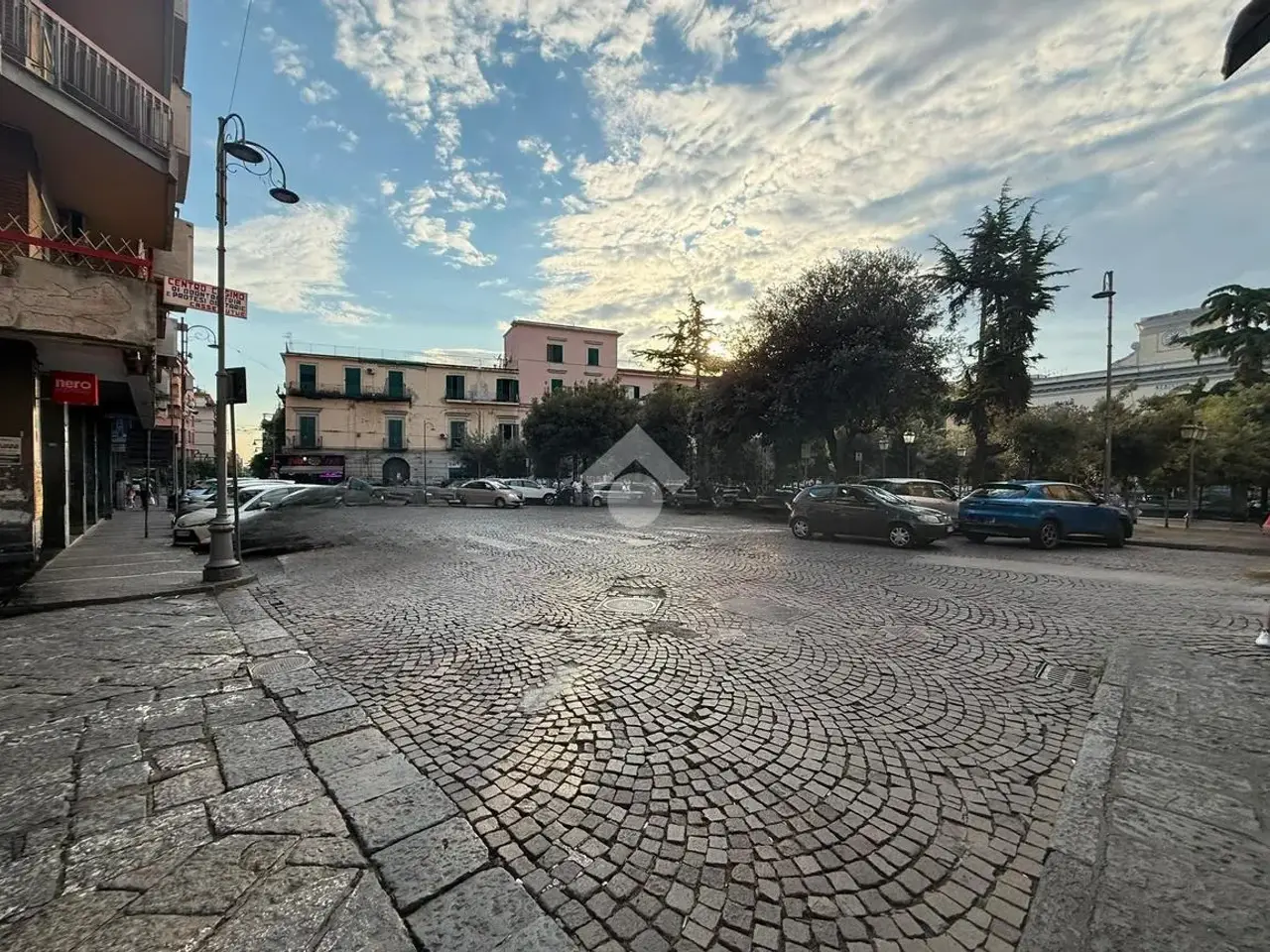 Negozio in Via Bruno Buozzi 9, San Giorgio A Cremano, {3} - Foto 1