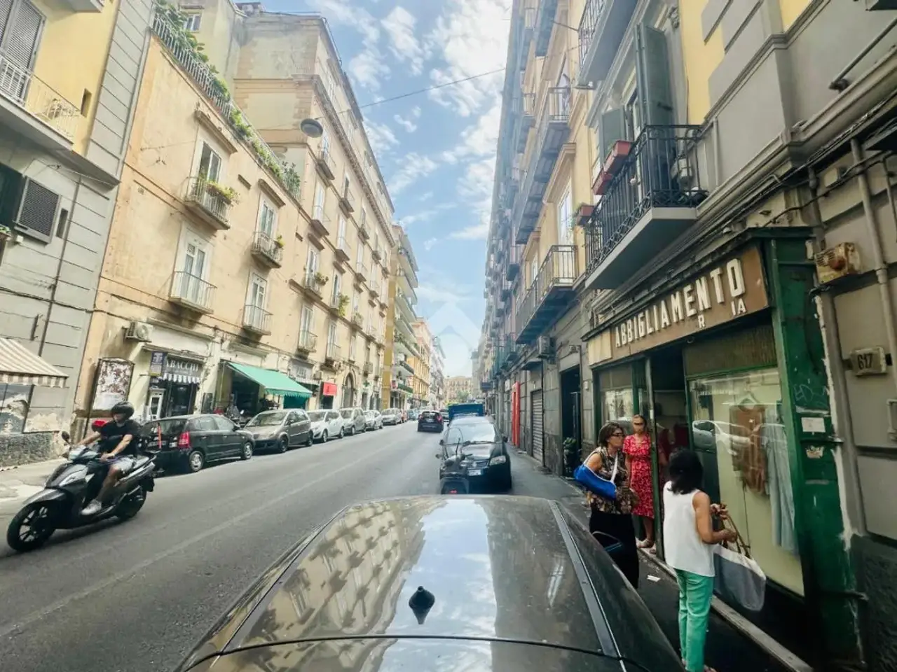 Magazzino in Corso Vittorio Emanuele 619, Napoli, {3} - Foto 1