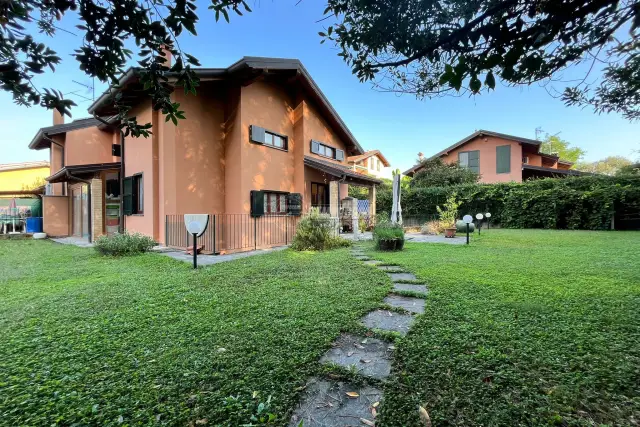 Villa a schiera in Via XXV Aprile 58, Lesmo - Foto 1