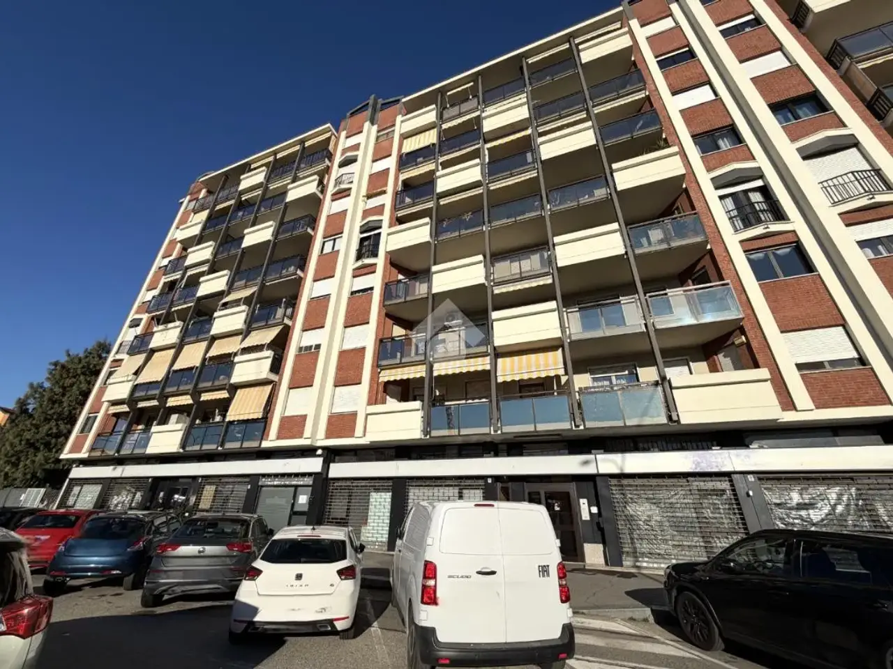 Negozio in Via Druento 42, Torino, {3} - Foto 2