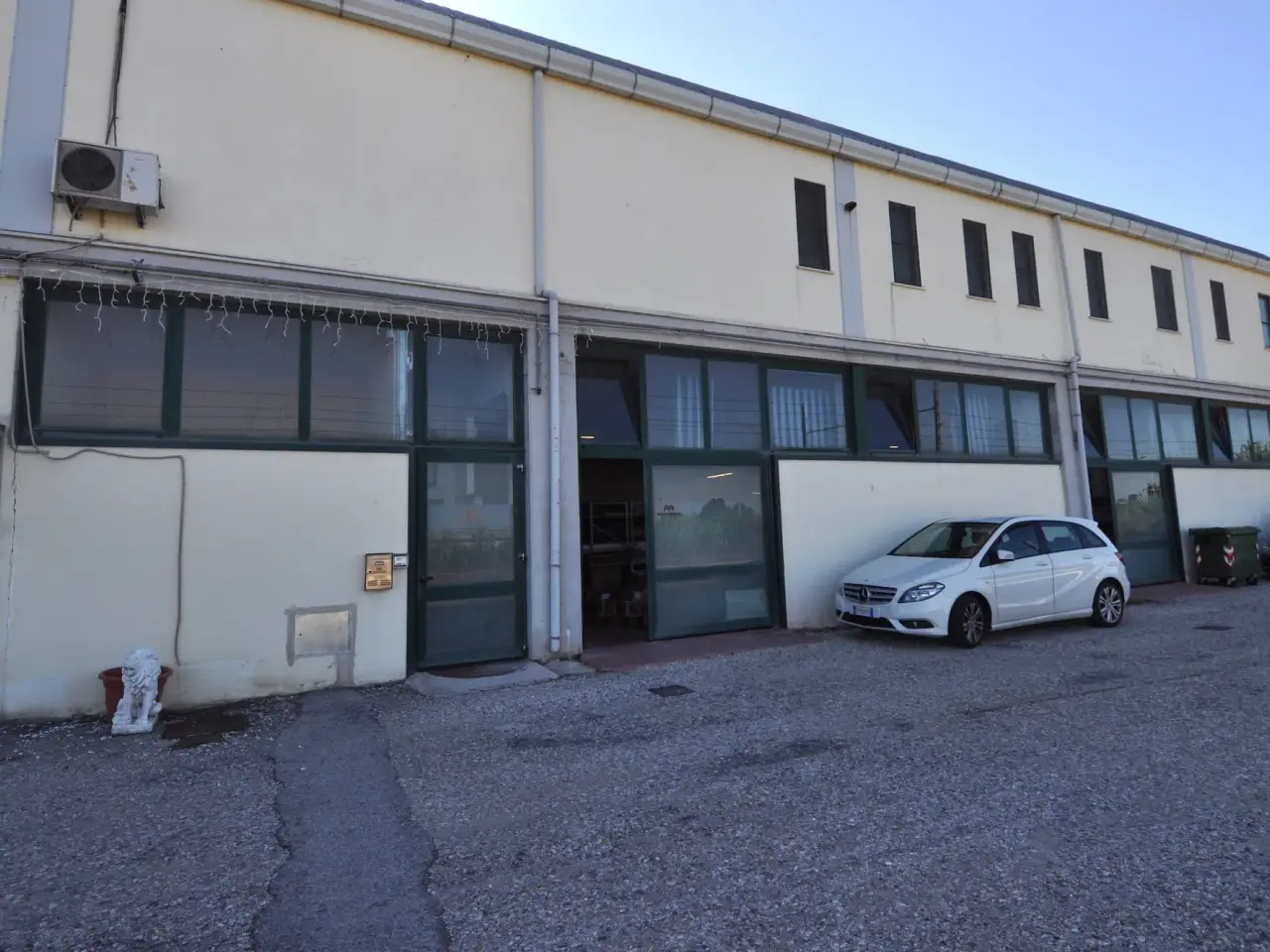 Laboratorio in Via Pontida, San Benedetto del Tronto, {3} - Foto 1